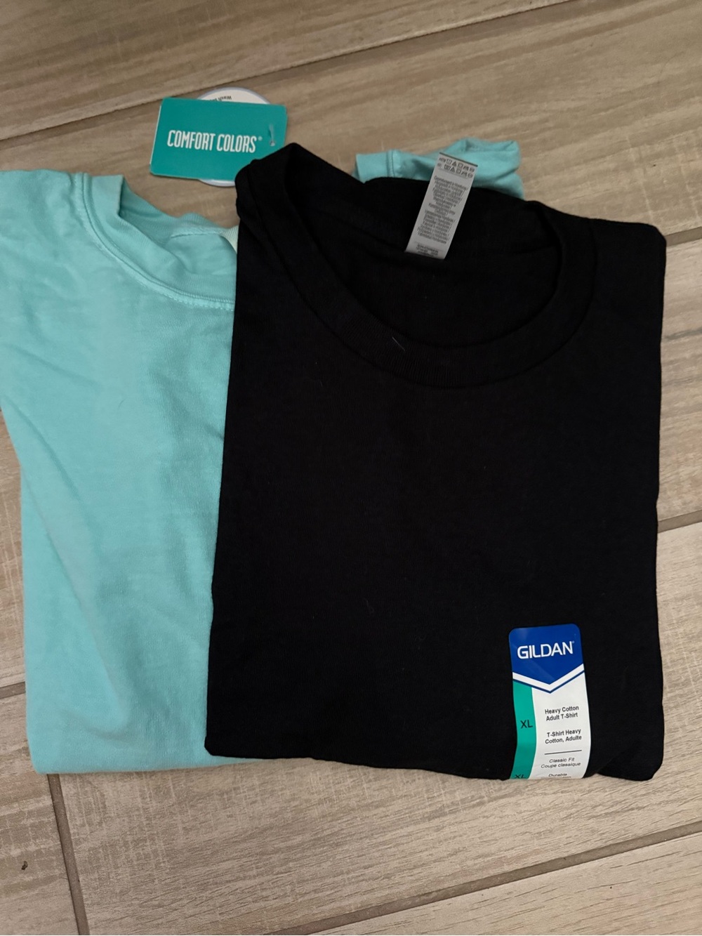Gildan & Comfort Colors Black & Mint Crewneck Duo size XL